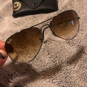 Ray Ban Aviator Sunglasses Brand New!